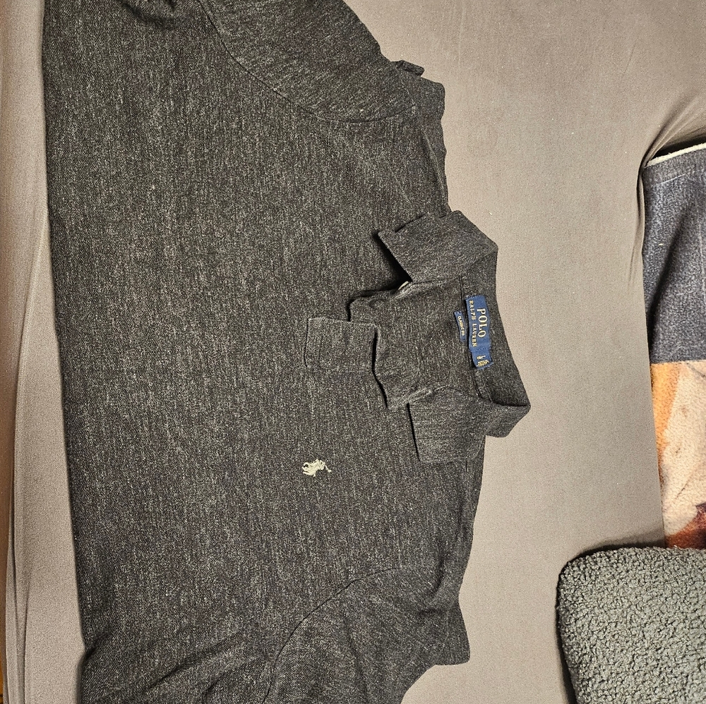 Shirts - Picture 7 of 7